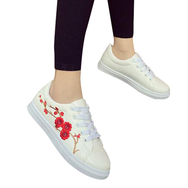 HEE GRAND Embroidered Women Casual Shoes Lace-up Floral Fashion Vulcanize Shoes All-match Spring White Shoes XWB119